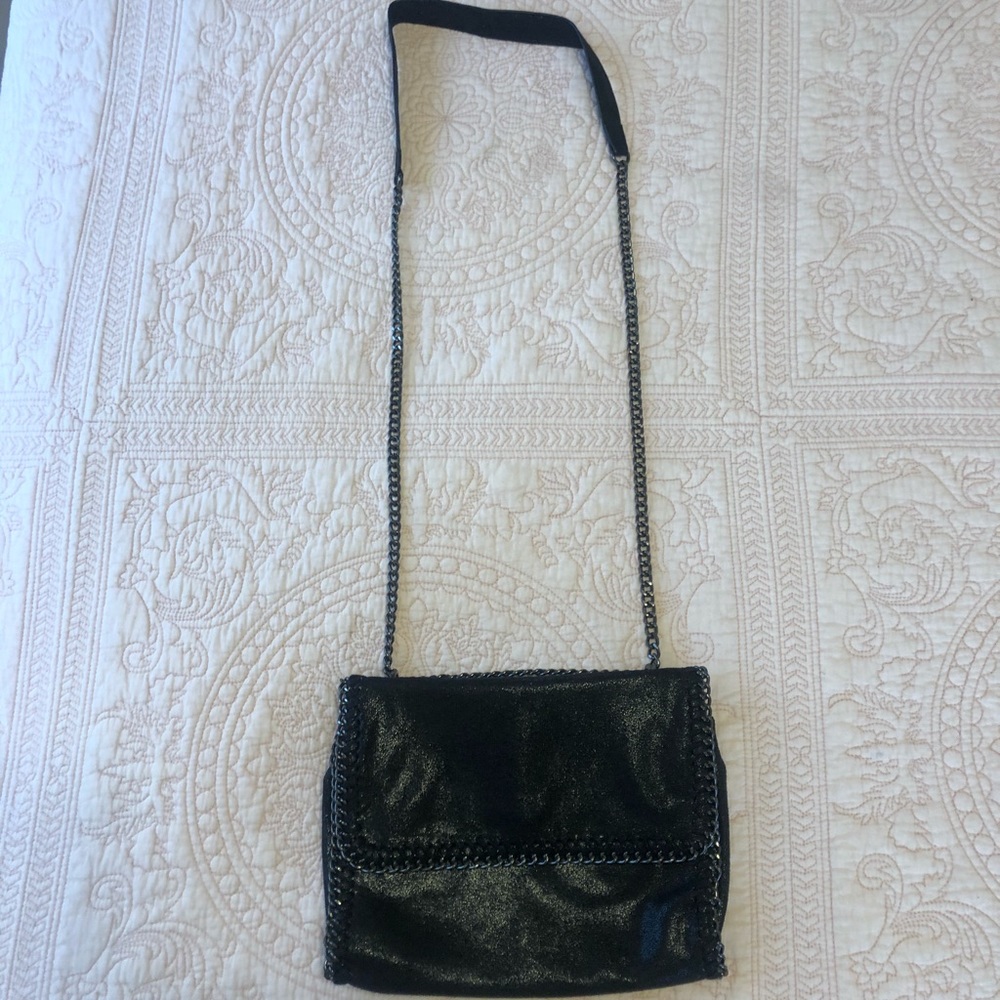 Black Chain crossbody bag